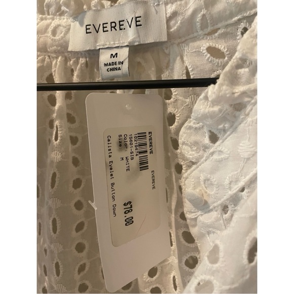 Evereve Calista Eyelet Button Down Blouse Size M - Picture 7 of 7